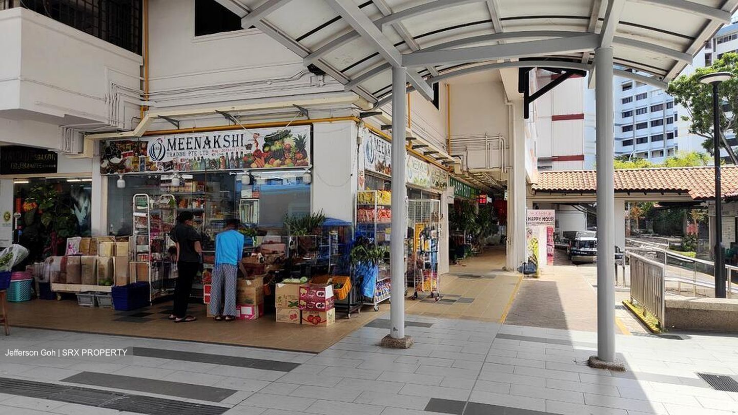 Bedok Reservoir Road (D16), Shop House #524707931
